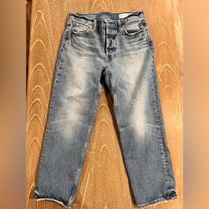 Women’s Gap Cheeky Straight High Rise Jeans size 6 Petite